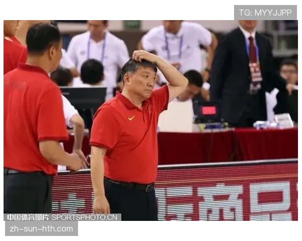 合法冲撞的判定标准：何时身体对抗不算犯规？